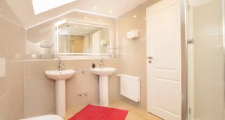 von_poll_real_estate_property_25004068_image_19