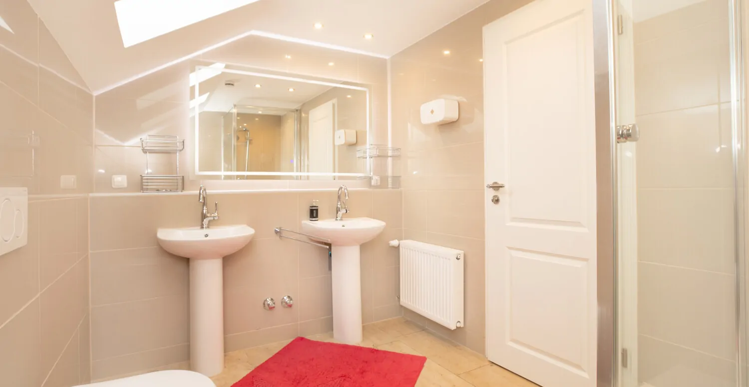 Badezimmer Dachgeschoss