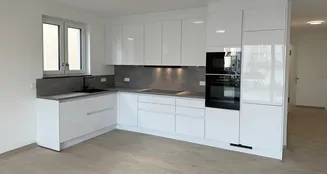 von_poll_real_estate_property_25004060_image_2