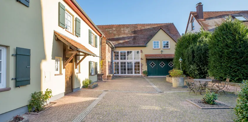 von Poll Immobilien GmbH