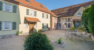 von_poll_real_estate_property_25004071_image_0