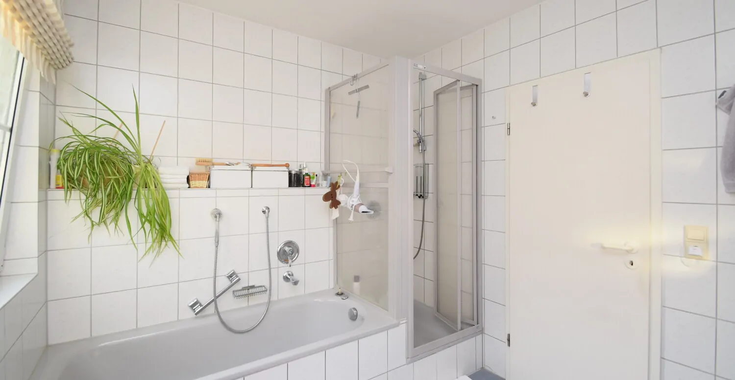 Badezimmer 1. OG