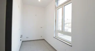 von_poll_real_estate_property_25004078_image_4