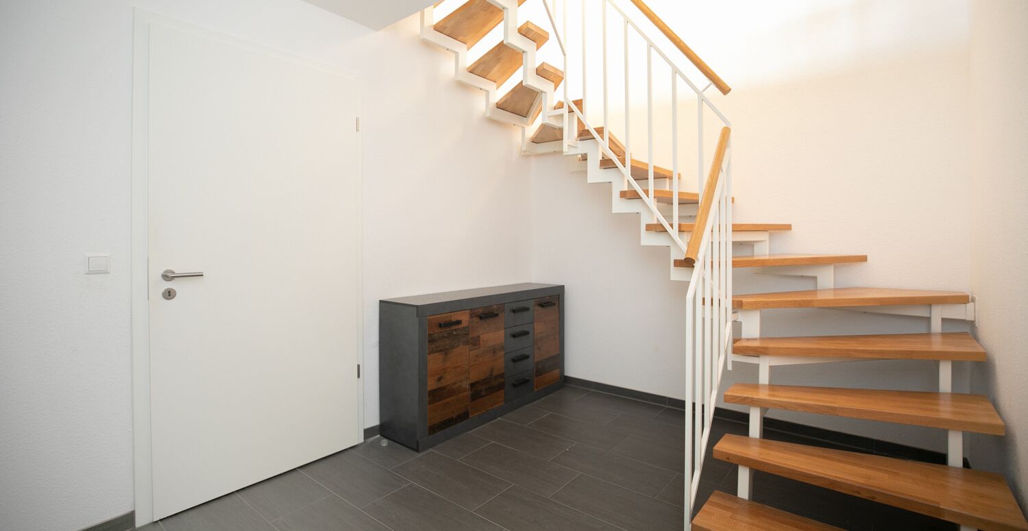 Treppe UG