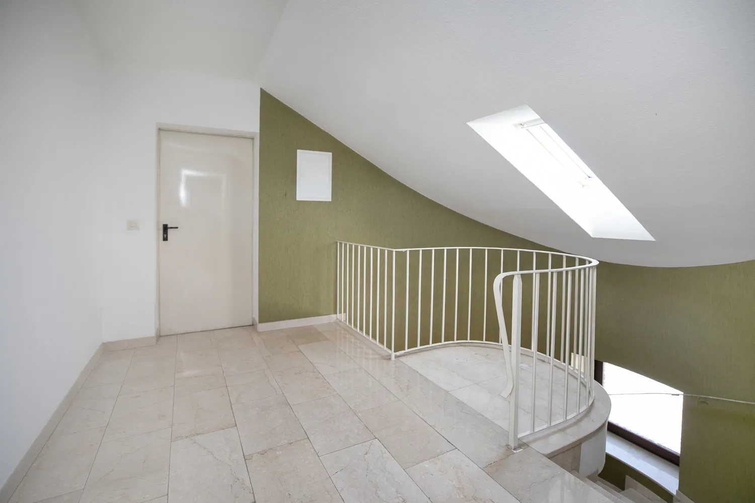 Treppe DG