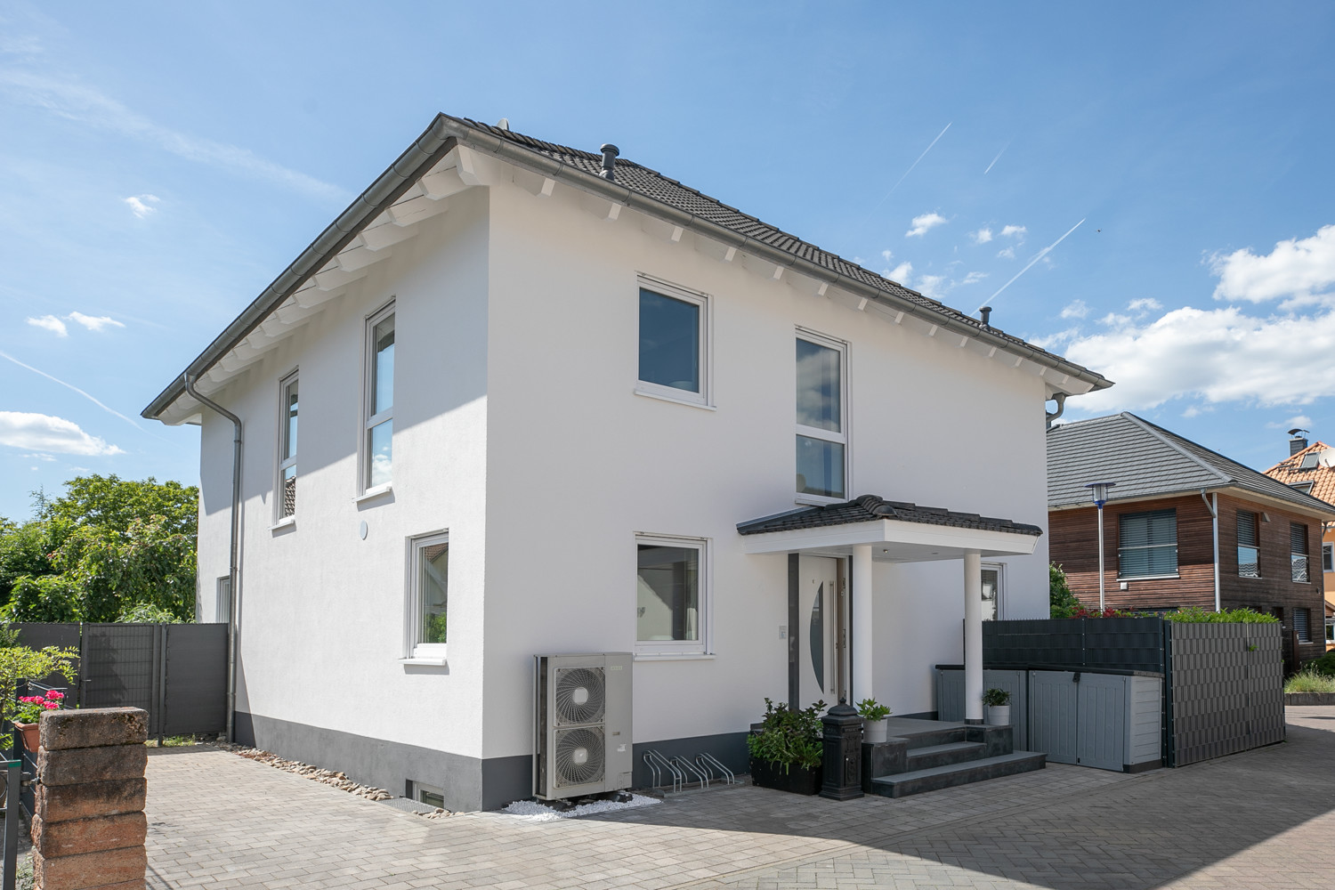Straßenansicht