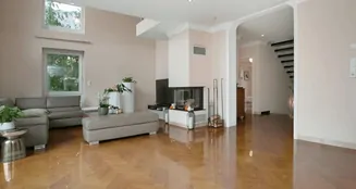 von_poll_real_estate_property_24004050_image_1