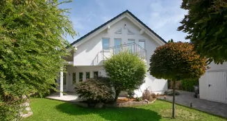 von_poll_real_estate_property_25004053_image_0