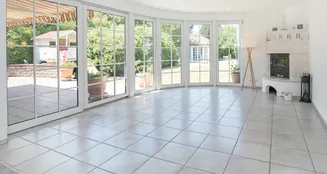 von_poll_real_estate_property_25004035_image_1