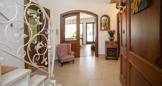 von_poll_real_estate_property_25004035_image_1