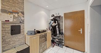 von_poll_real_estate_property_25075019_image_6