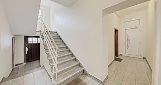 von_poll_real_estate_property_25075019_image_1