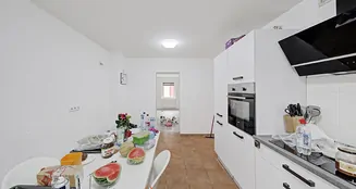 von_poll_real_estate_property_25075019_image_27