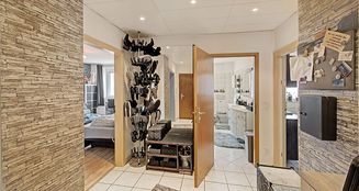 von_poll_real_estate_property_25075019_image_7