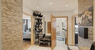 von_poll_real_estate_property_25075019_image_5