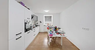 von_poll_real_estate_property_25075019_image_26