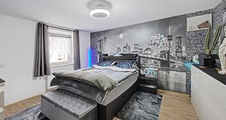 von_poll_real_estate_property_25075019_image_8