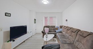 von_poll_real_estate_property_25075019_image_27