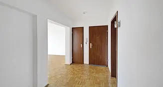 von_poll_real_estate_property_25075037_image_2