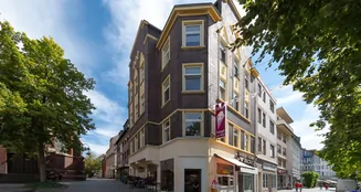 von_poll_real_estate_property_25075054_image_17