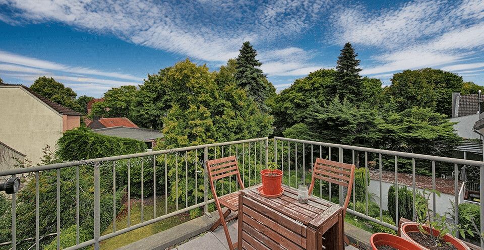 Balkon mit Gartenblick