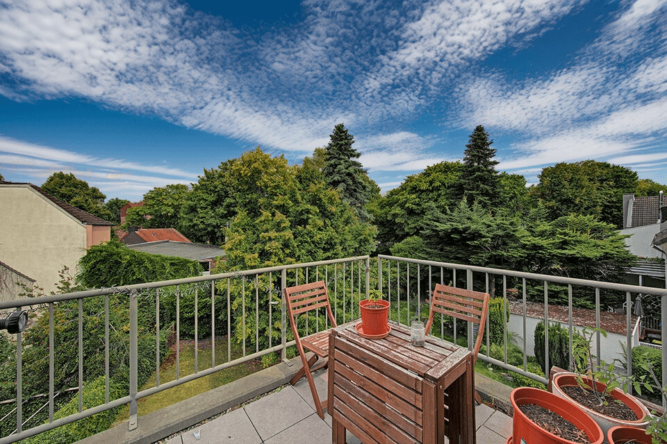 Balkon mit Gartenblick