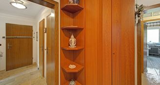 von_poll_real_estate_property_25075055_image_1