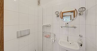 von_poll_real_estate_property_25075055_image_3