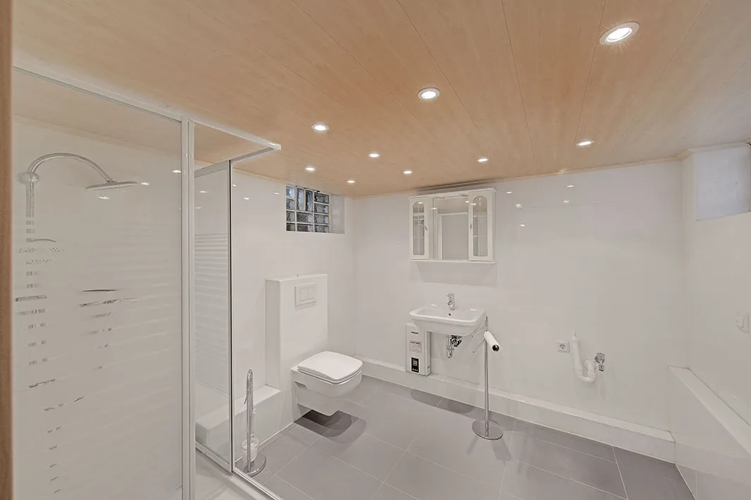 Badezimmer KG