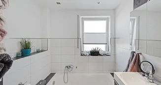 von_poll_real_estate_property_25075063_image_17