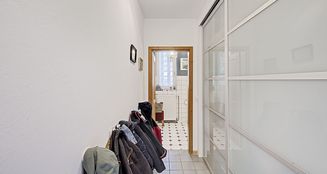 von_poll_real_estate_property_25075018_image_4
