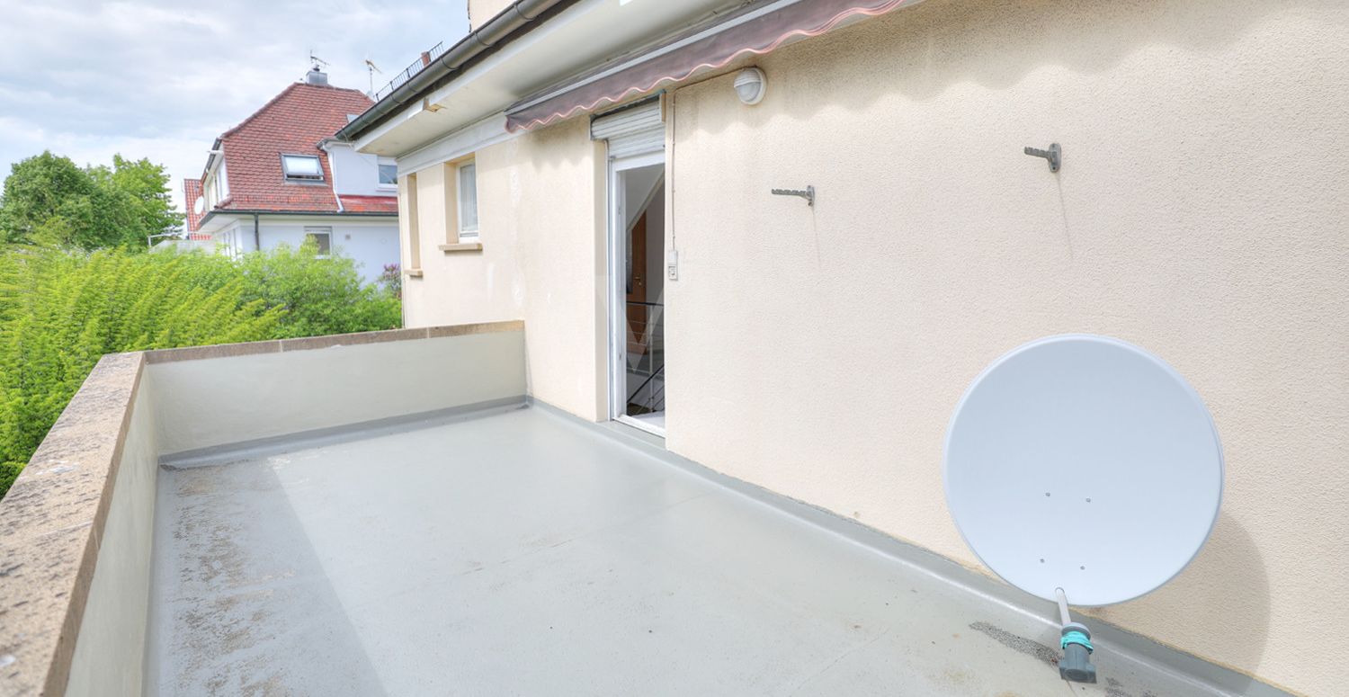 Großer Balkon OG