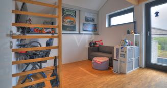 von_poll_real_estate_property_25188040_image_22