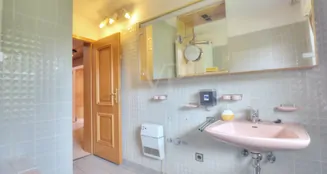 von_poll_real_estate_property_25188043_image_14