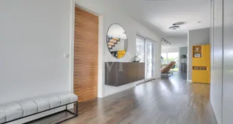 von_poll_real_estate_property_25188058_image_11