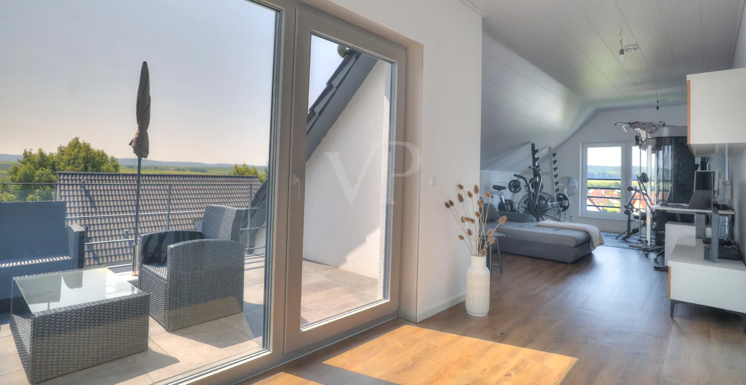 Loggia Fitnessraum Dachgeschoss