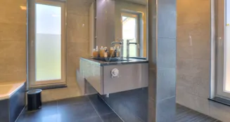 von_poll_real_estate_property_25188058_image_28