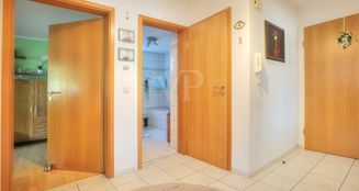von_poll_real_estate_property_25188046_image_2