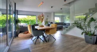 von_poll_real_estate_property_25188050_image_11