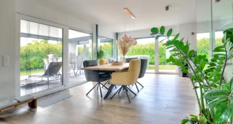 von_poll_real_estate_property_25188050_image_8