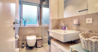 von_poll_real_estate_property_25188050_image_7