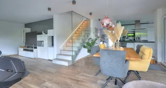 von_poll_real_estate_property_25188050_image_23