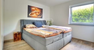 von_poll_real_estate_property_25188050_image_6