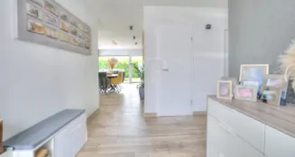 von_poll_real_estate_property_25188050_image_5