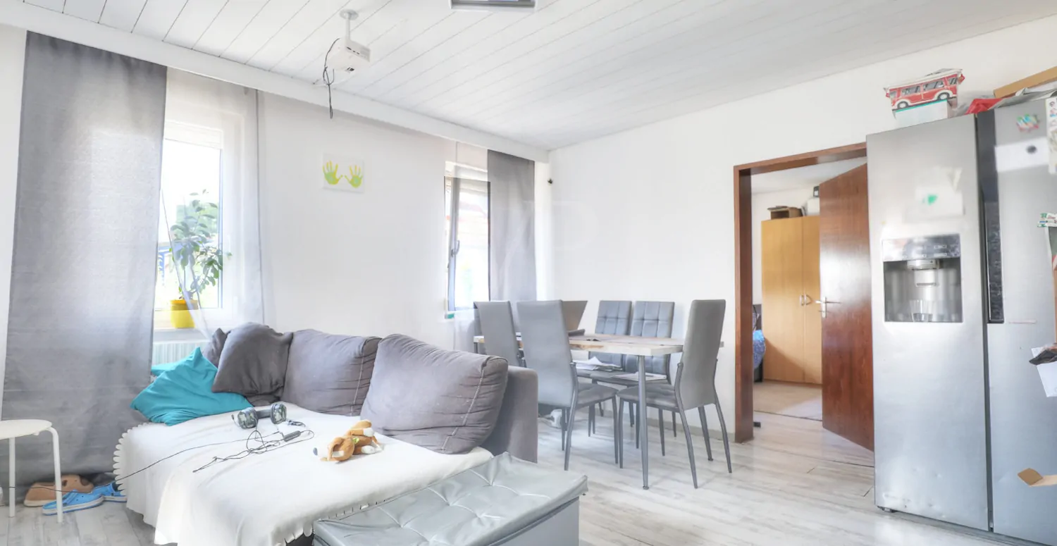 Wohnzimmer/Esszimmer OG