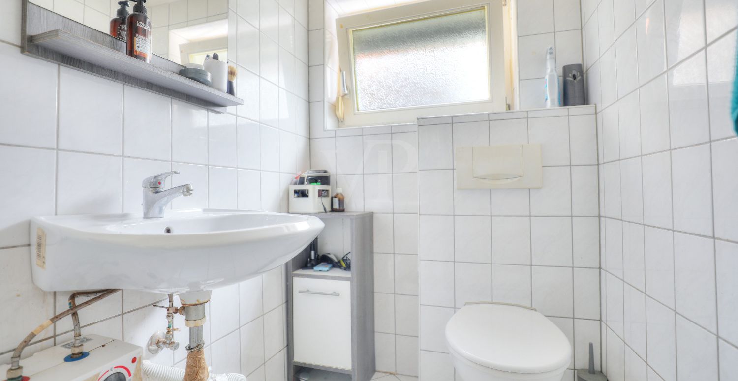 Badezimmer EG