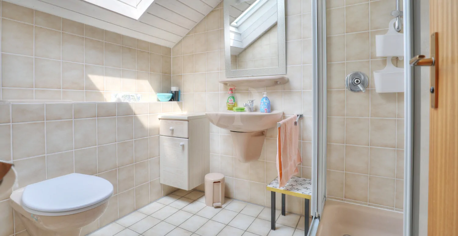 Badezimmer Dachgeschoss