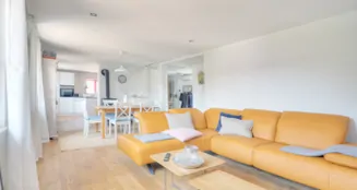 von_poll_real_estate_property_25188052_image_2