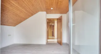 von_poll_real_estate_property_25188129_image_16