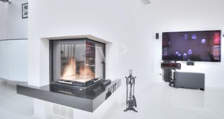 von_poll_real_estate_property_25188156_image_2